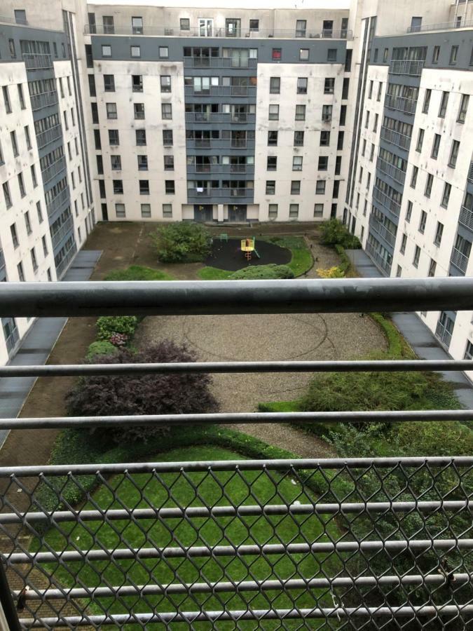 Wallace Hide Out Glasgow Bagian luar foto