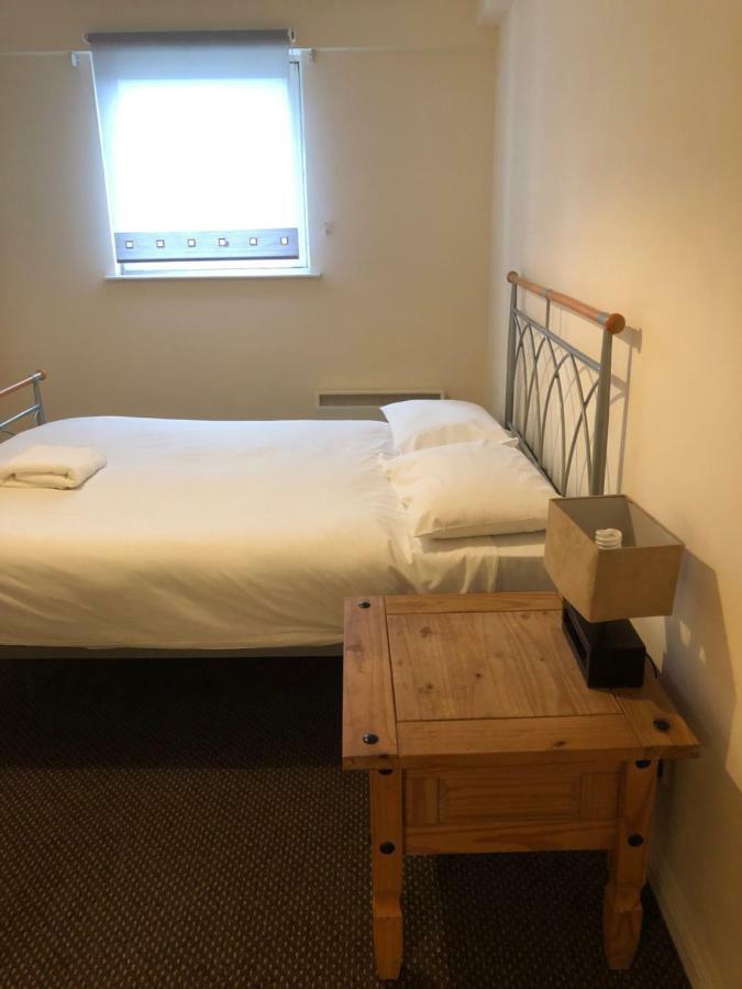 Wallace Hide Out Glasgow Bagian luar foto