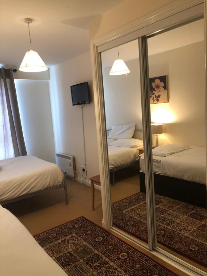 Wallace Hide Out Glasgow Bagian luar foto